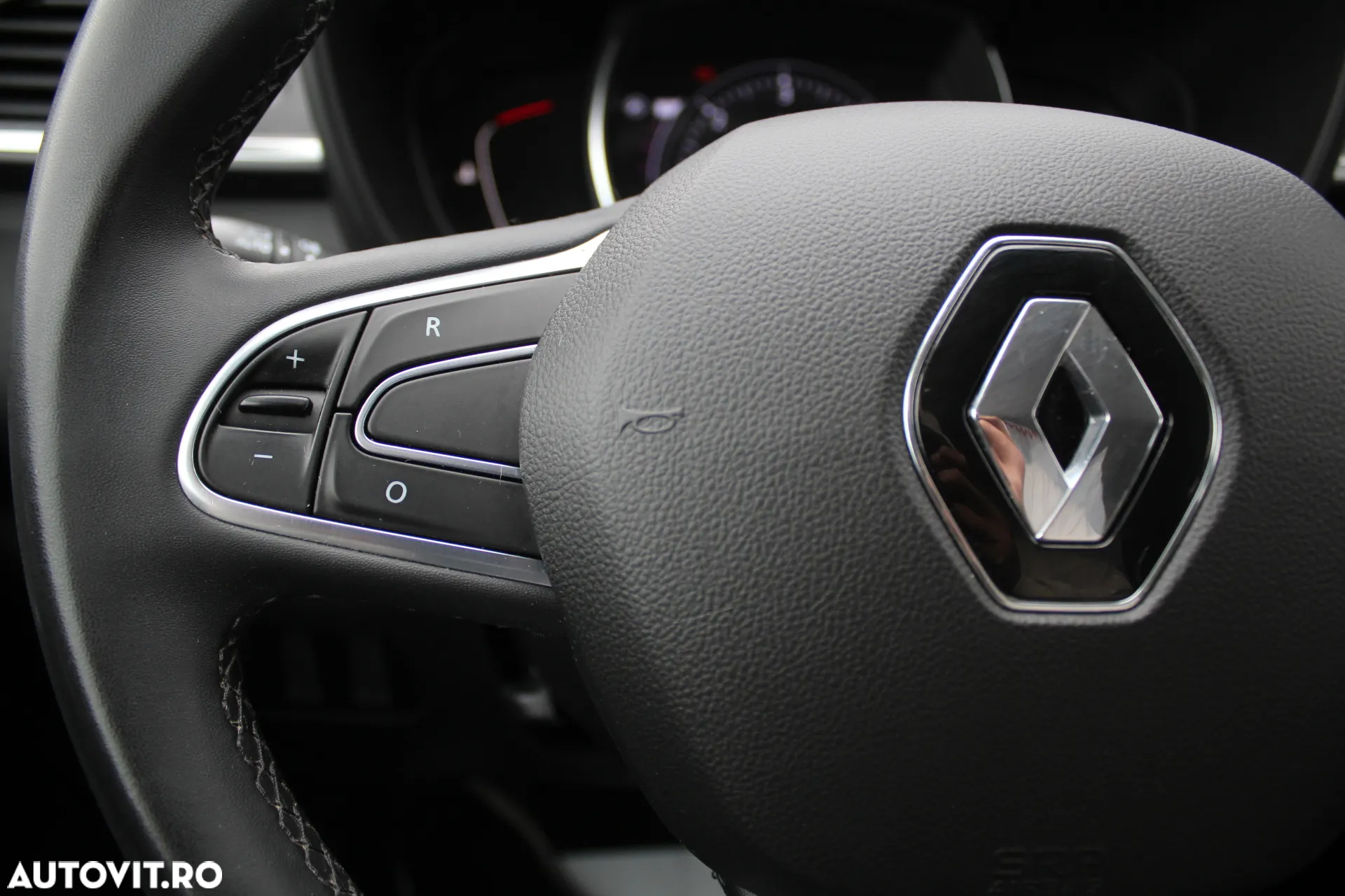 Renault Kadjar BLUE dCi 115 EDC BUSINESS EDITION - 6