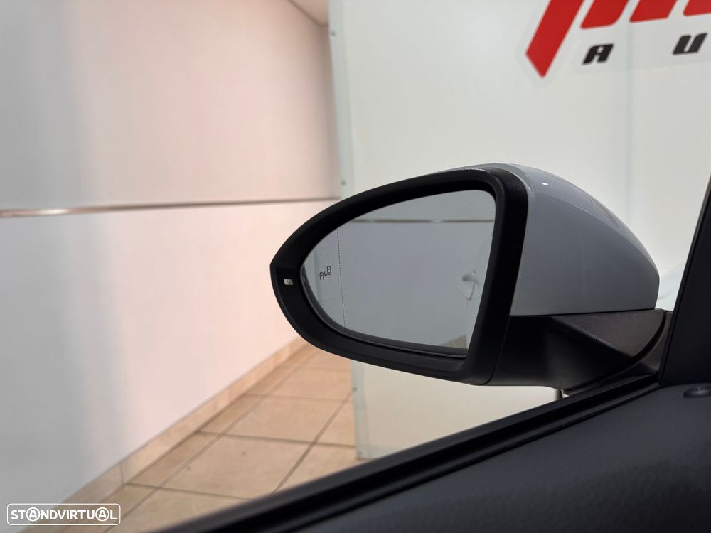 VW Golf 2.0 TSi GTi DSG Performance - 14