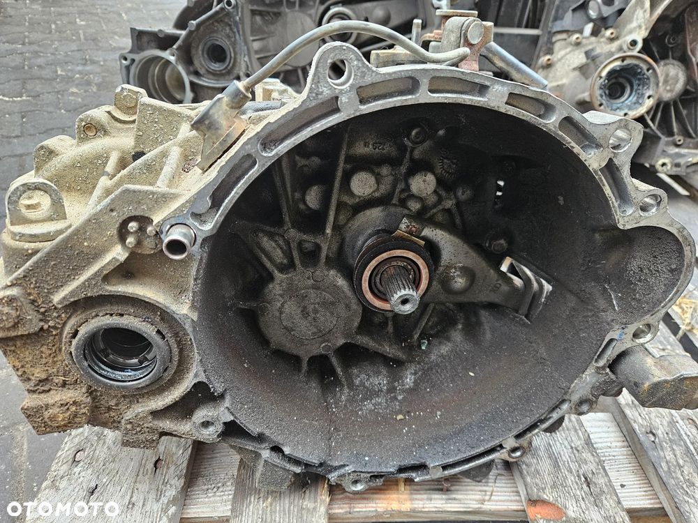 Kia Ceed II 2 Hyundai I30 1.6 CRDI skrzynia biegów  WBJ6-C - 4