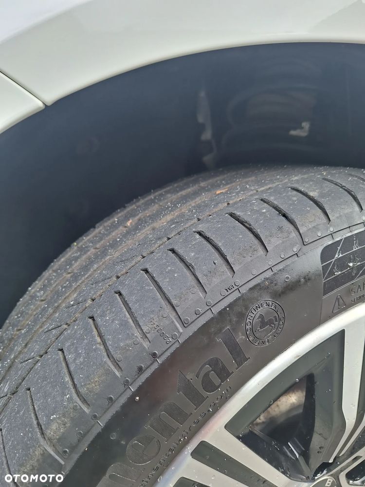 BMW Seria 3 330i xDrive Sport Line sport - 37