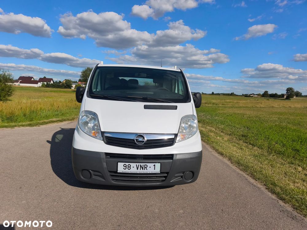 Opel Vivaro - 2