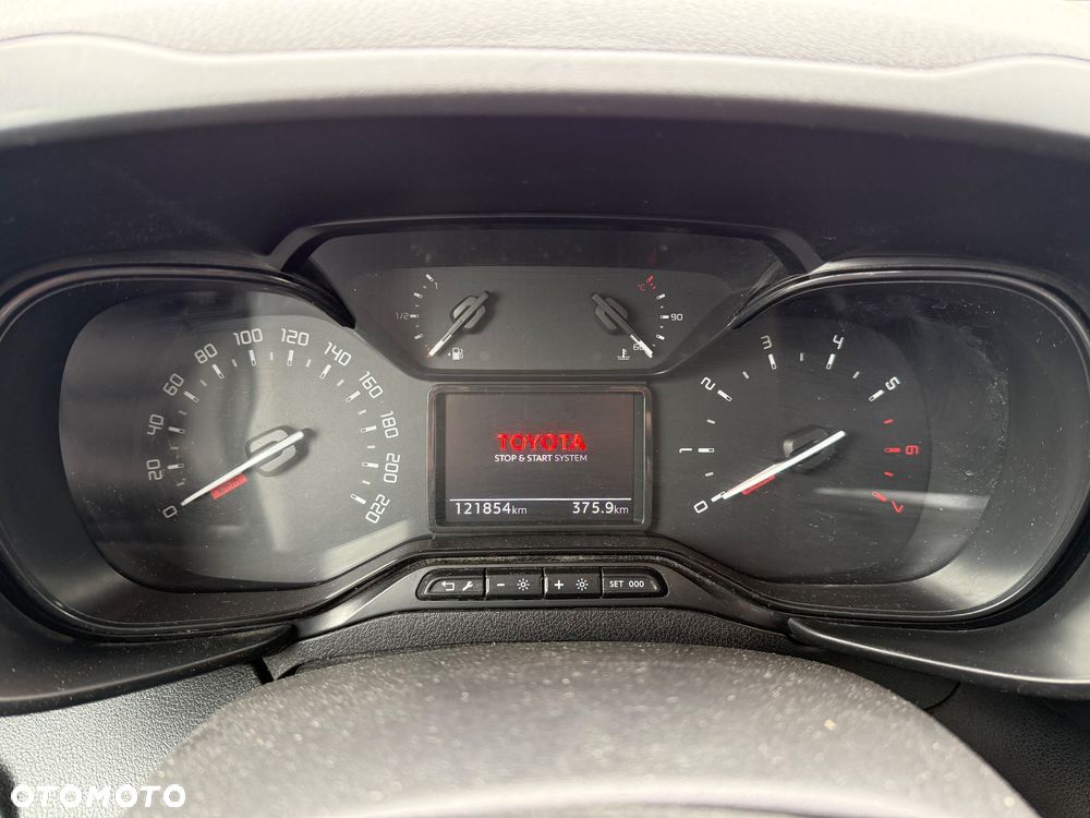 Toyota Proace City Verso 1.5 D-4D Business - 12