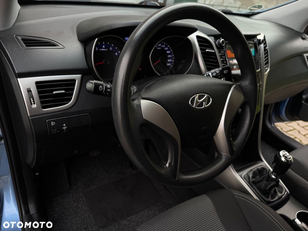 Hyundai i30 - 34