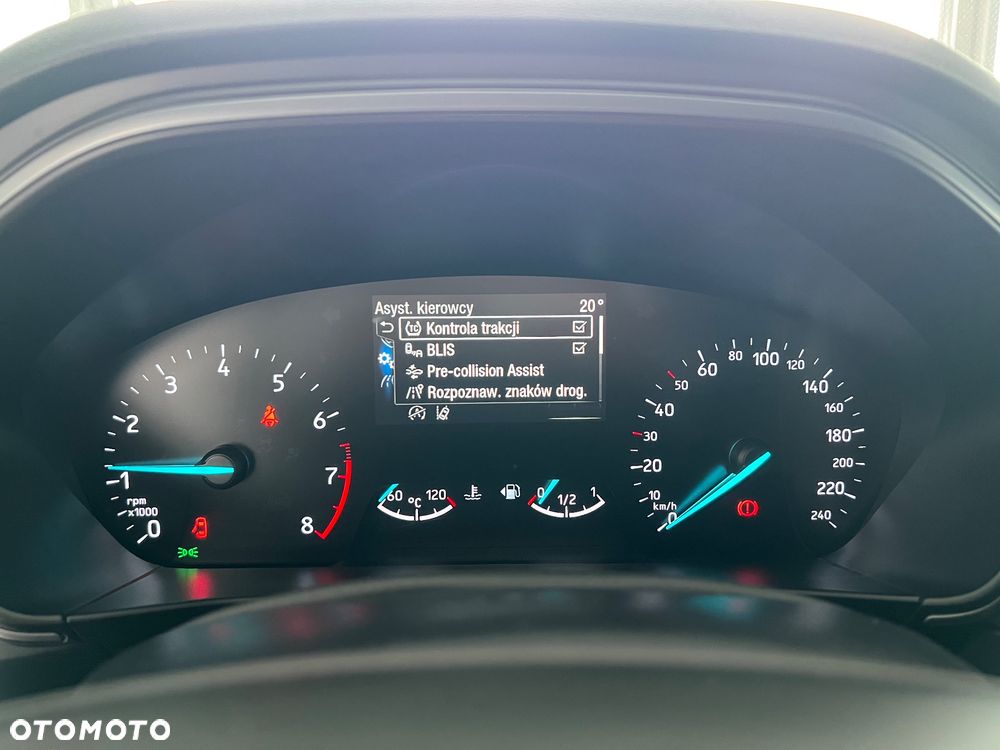Ford Focus 1.0 EcoBoost mHEV ST-Line - 27