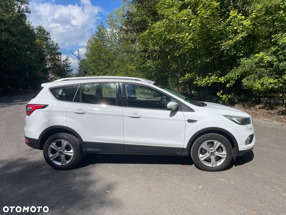 Ford Kuga 1.5 EcoBlue TITANIUM - 4