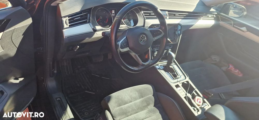 Volkswagen Passat 2.0 TDI DSG Comfortline - 7
