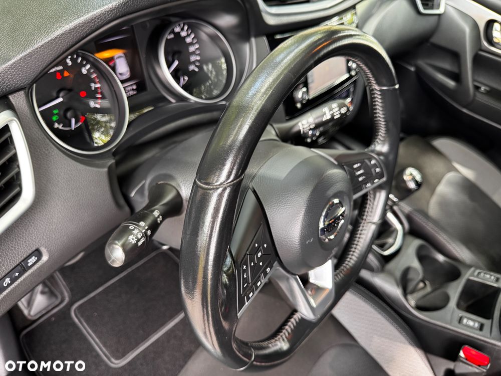 Nissan Qashqai 1.2 DIG-T Visia EU6 - 16