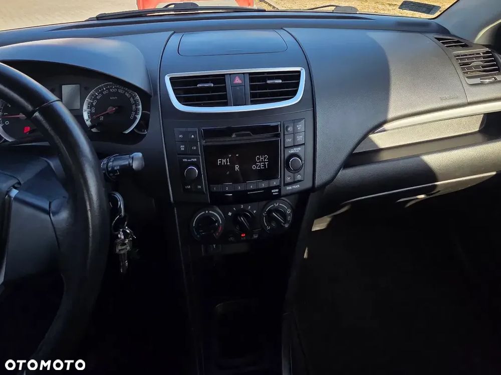Suzuki Swift 1.2 4x4 Club - 10