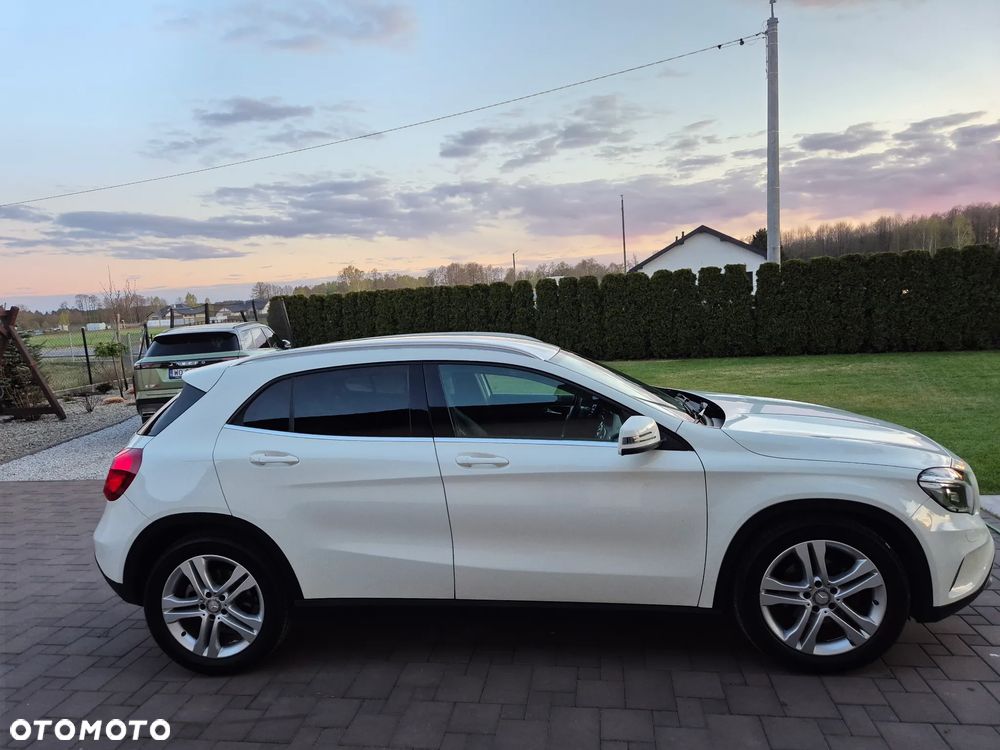 Mercedes-Benz GLA 180 (CDI) d 7G-DCT AMG Line - 6