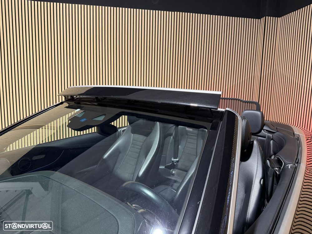 Mercedes-Benz E 220 d Cabrio 9G-Tronic AMG Line - 52