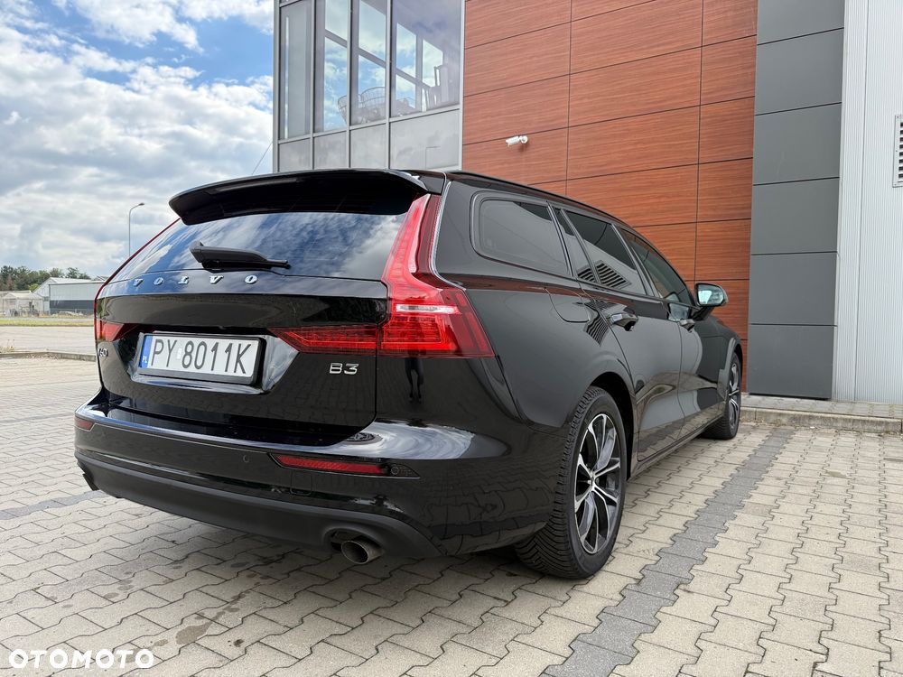 Volvo V60 B3 B DKG Momentum Pro - 12