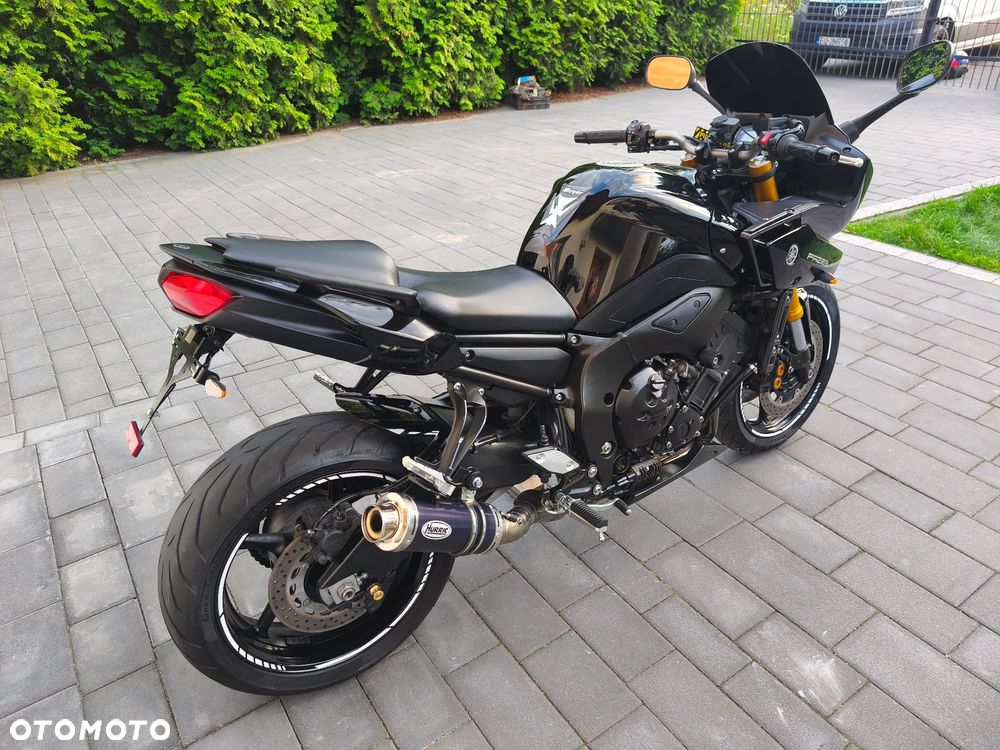 Yamaha FZ8 - 3