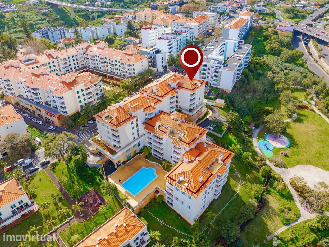 T3 Exclusivo com varanda de 50 m2 na Avenida da Madalena - Grande imagem: 5/32