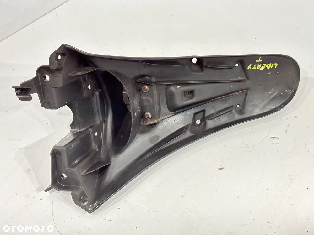 Błotnik tył Piaggio Liberty 50 16-22r. - 3