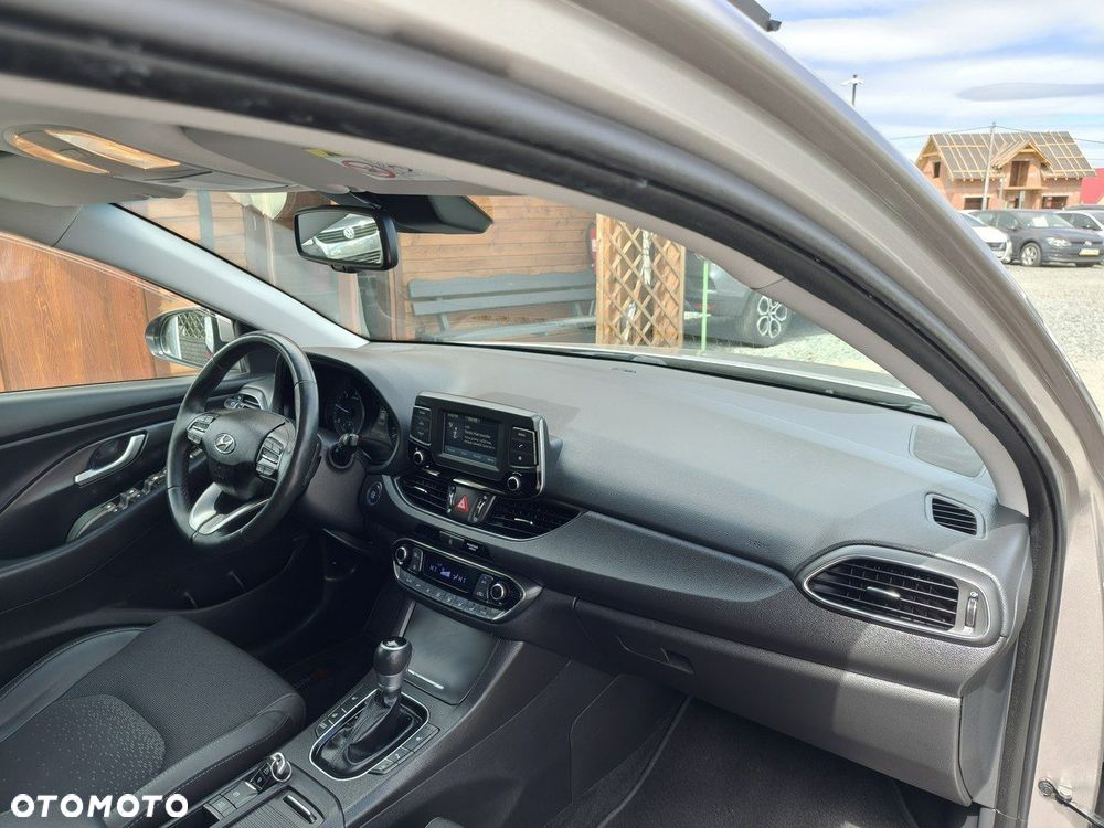 Hyundai i30 1.6 CRDI DCT Trend - 18
