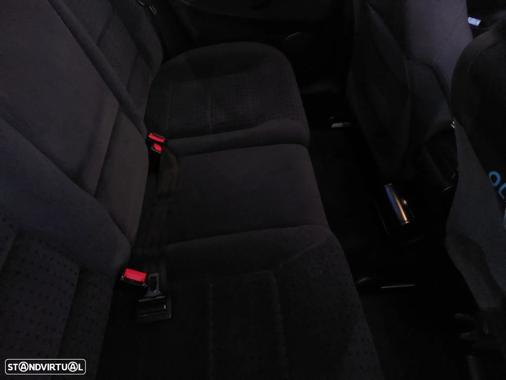 VW Golf 1.4i Confortline AC - 7