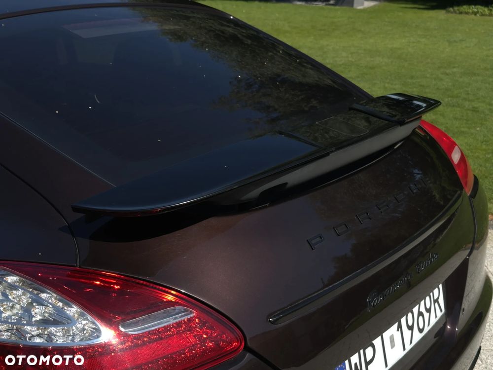 Porsche Panamera - 31