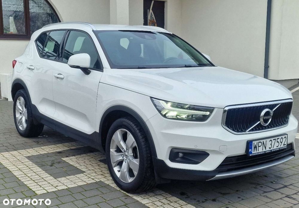 Volvo XC 40 T3 Momentum - 3