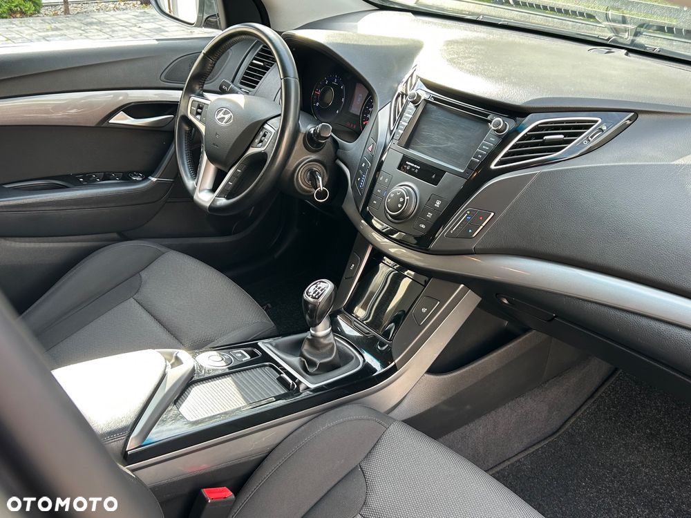 Hyundai i40 - 13