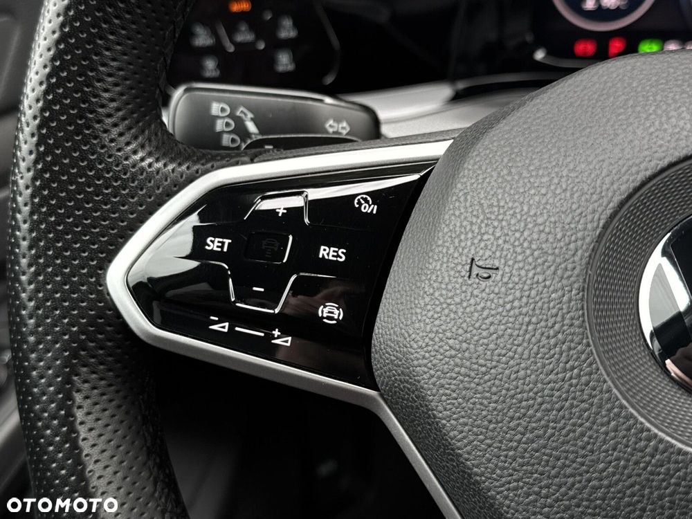 Volkswagen Golf 2.0 TSI GTI DSG - 19