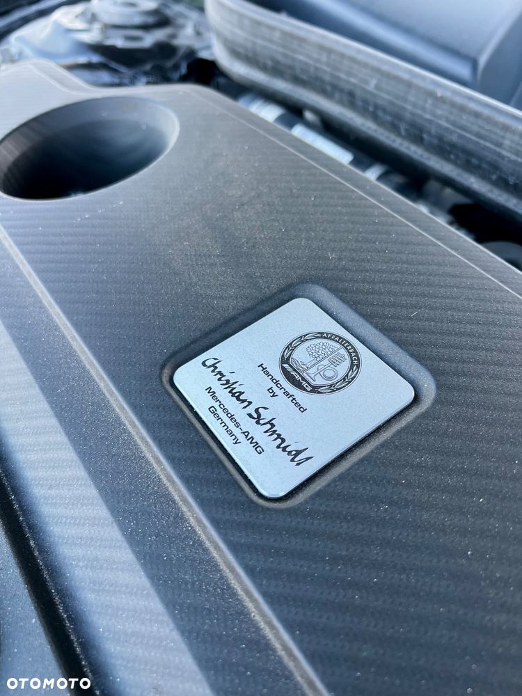 Mercedes-Benz GLA - 31