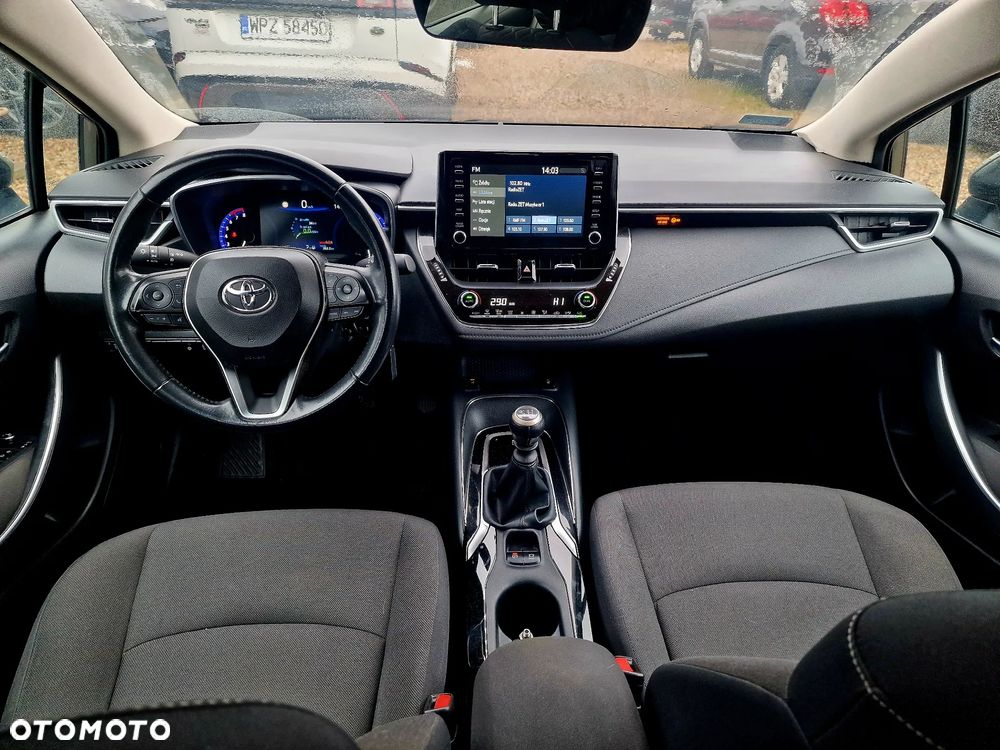 Toyota Corolla 1.6 Executive - 19