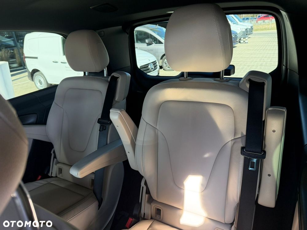 Mercedes-Benz Klasa V 300 d 4-Matic Avantgarde 9G-Tronic (ekstra d³) - 15