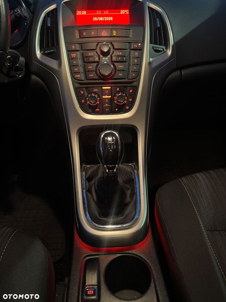 Opel Astra - 11