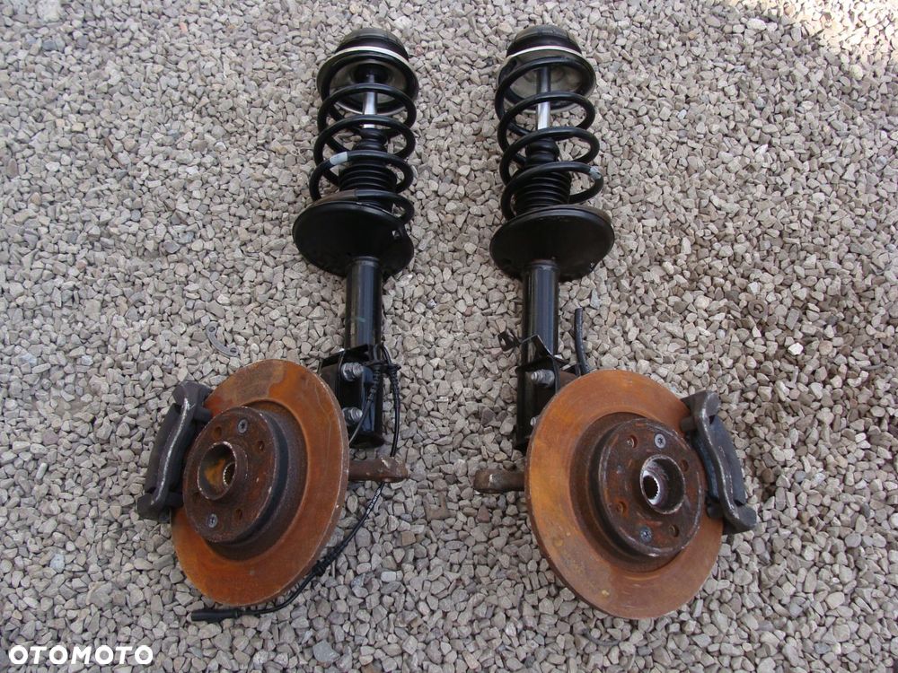 amortyzator zwrotnica prawa dacia sandero logan 1. - 2