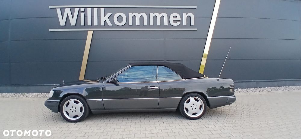 Mercedes-Benz W124 (1984-1993) - 12