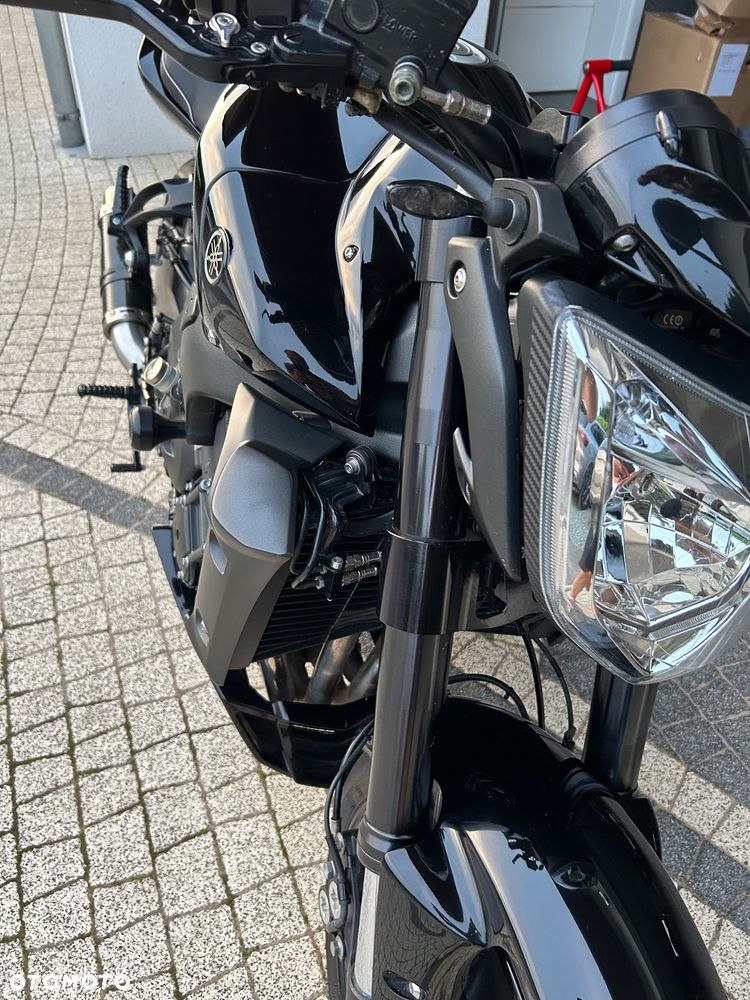 Yamaha FZ - 29