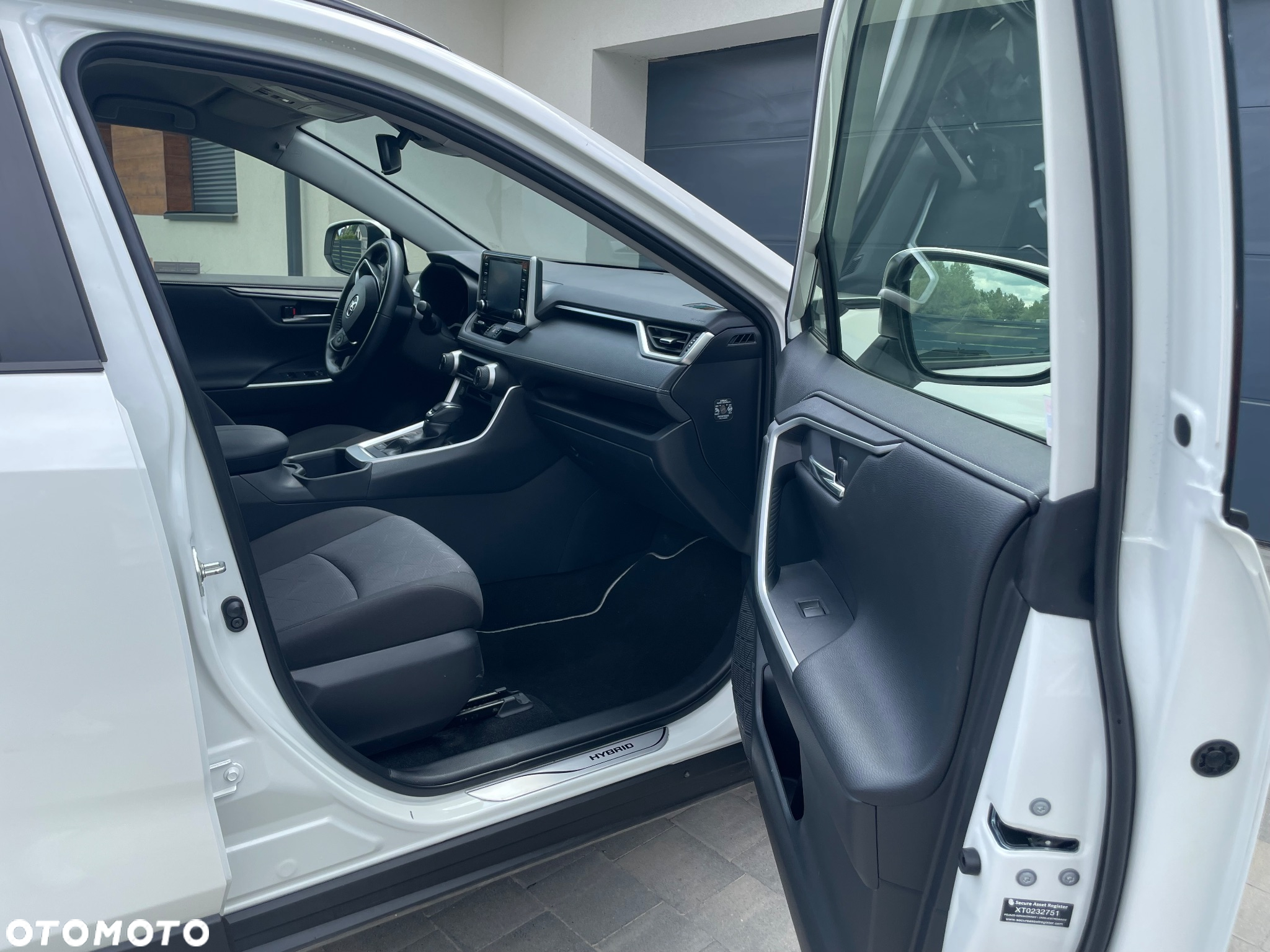 Toyota RAV4 - 6