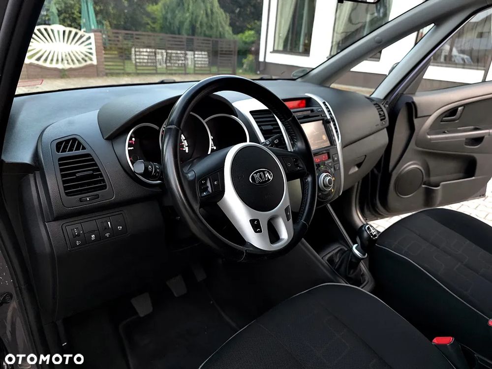 Kia Venga 1.6 CRDi 128 Platinum Edition - 24