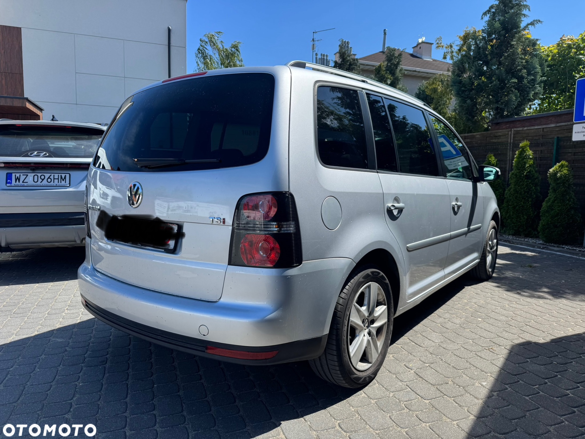 Volkswagen Touran 1.4 TSI Trendline DSG - 3