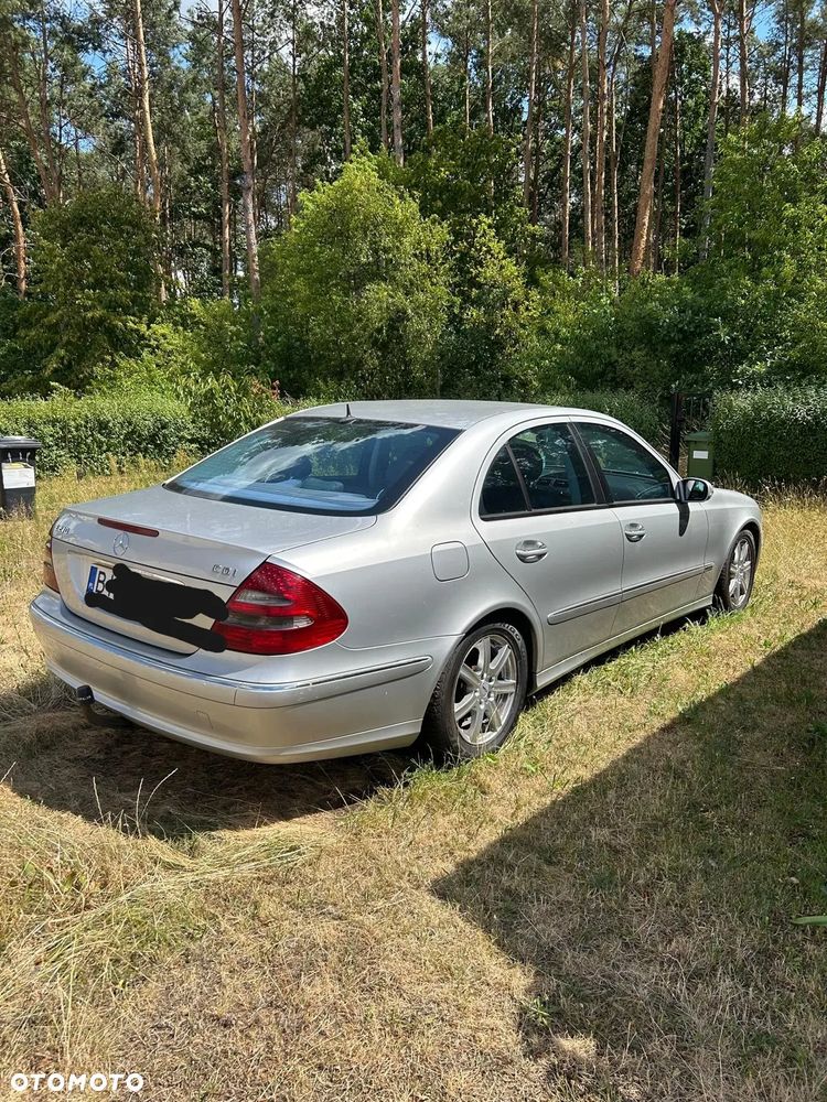 Mercedes-Benz Klasa E - 2