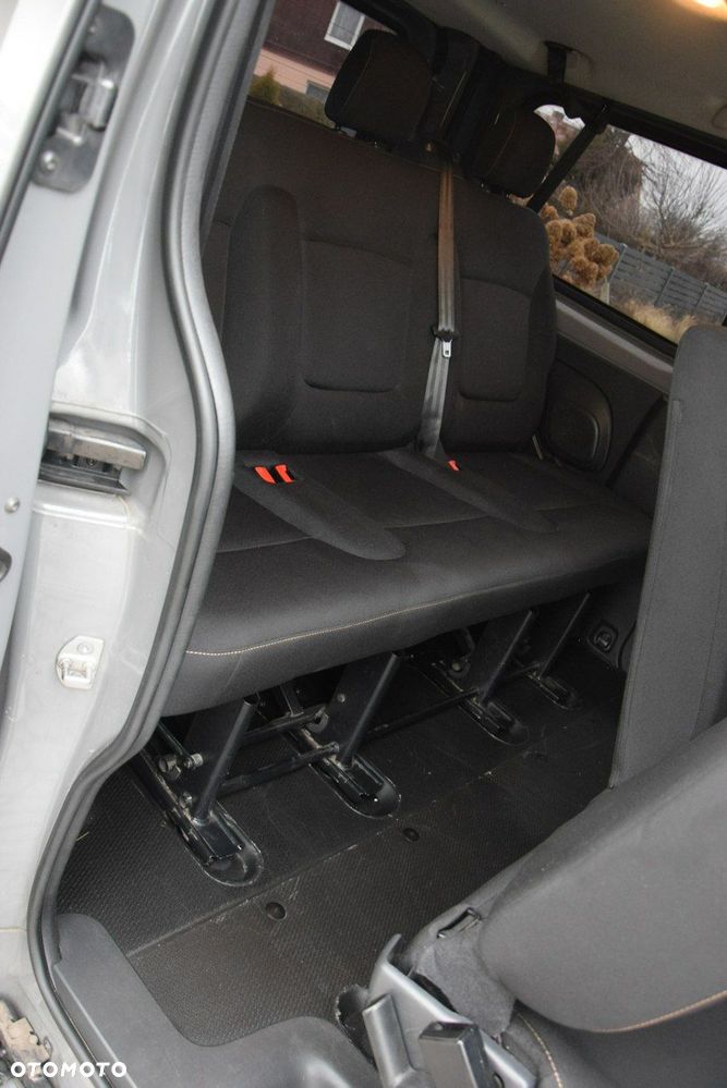 Renault Trafic ENERGY Combi Expression - 28