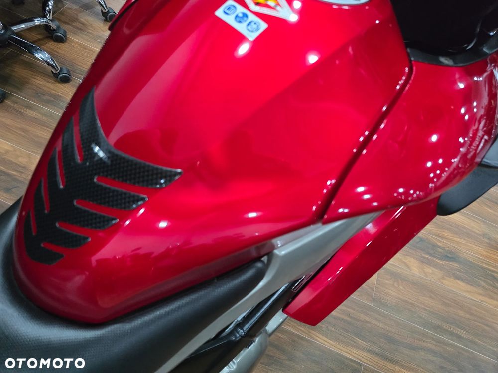 Honda VFR - 17