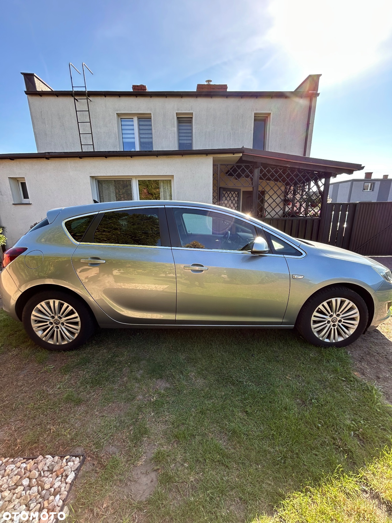 Opel Astra IV 1.6 CDTI Cosmo - 4