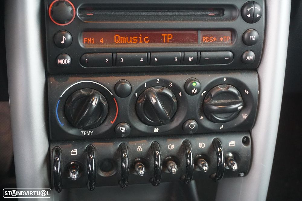 MINI Cabrio Cooper - 12