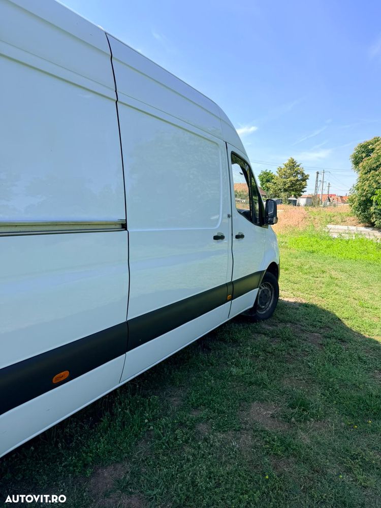 Mercedes-Benz Sprinter - 18