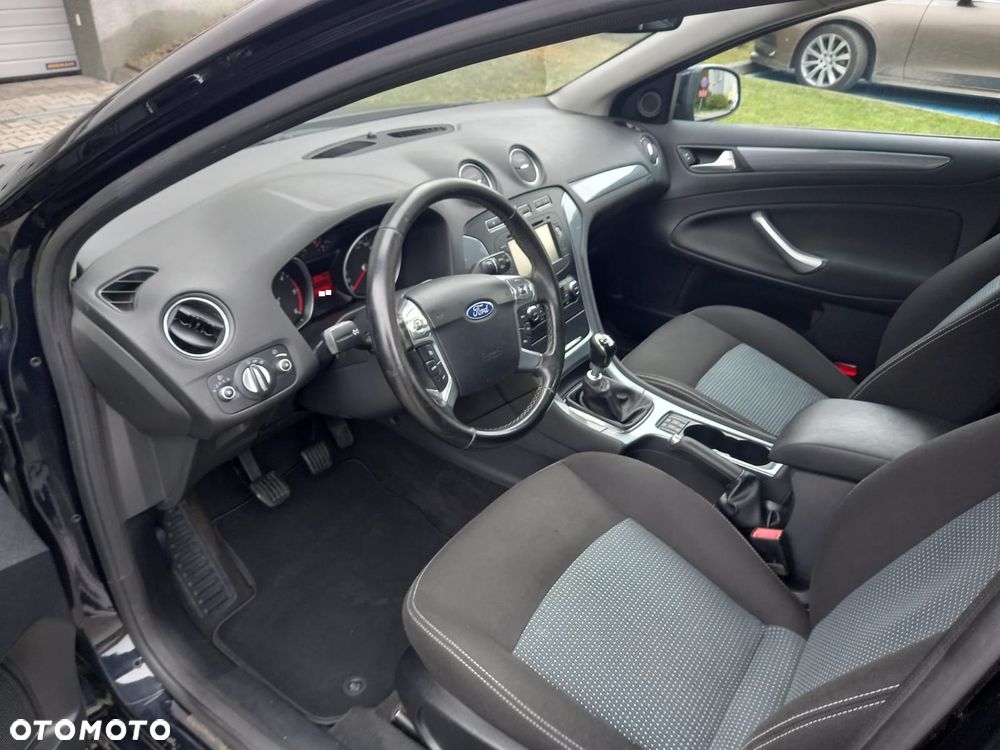 Ford Mondeo 2.0 TDCi Trend - 15
