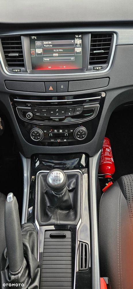 Peugeot 508 SW e-HDi 115 Stop&Start Access - 12