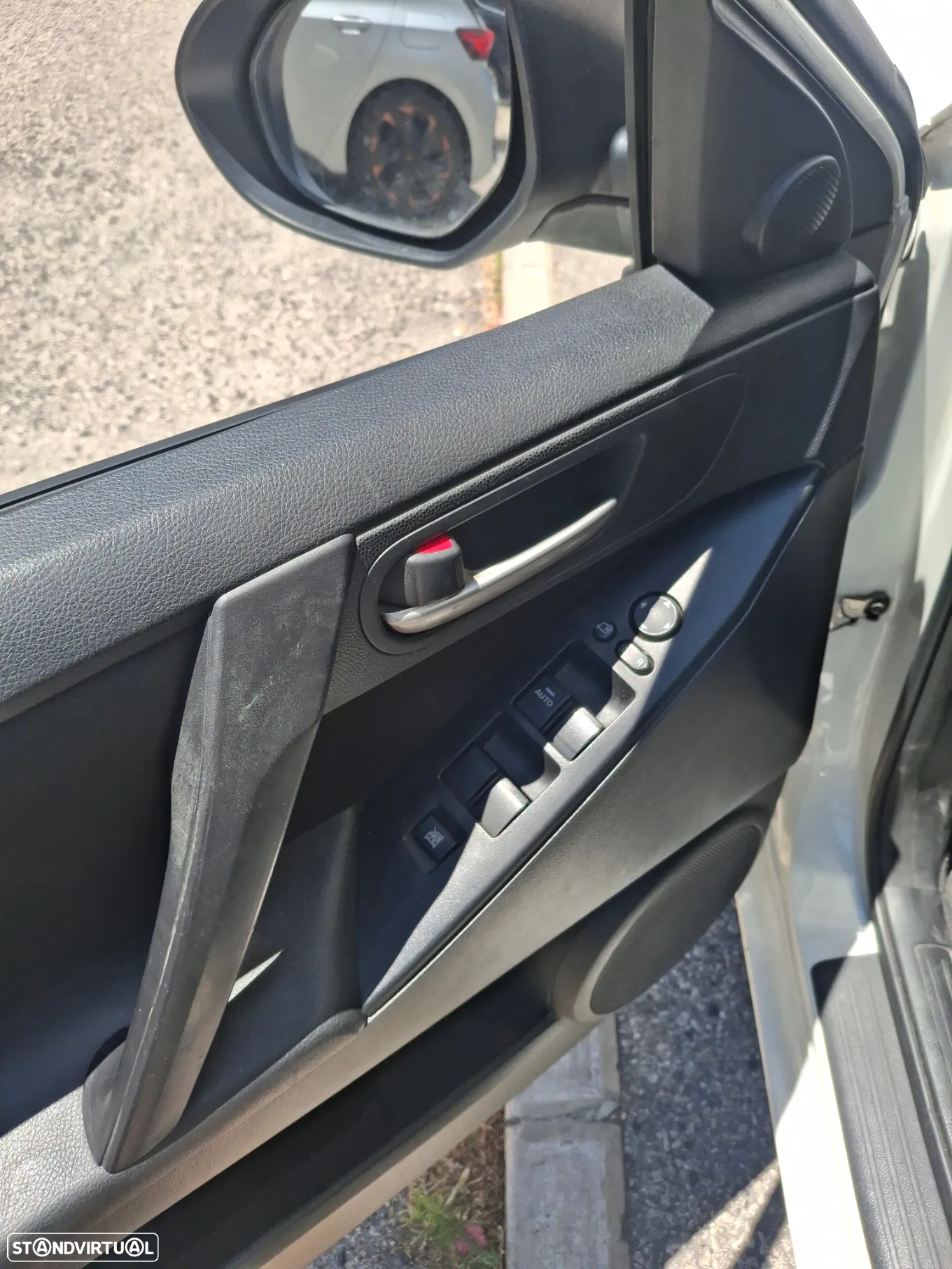 Mazda 3 MZ-CD 1.6 Comfort - 8