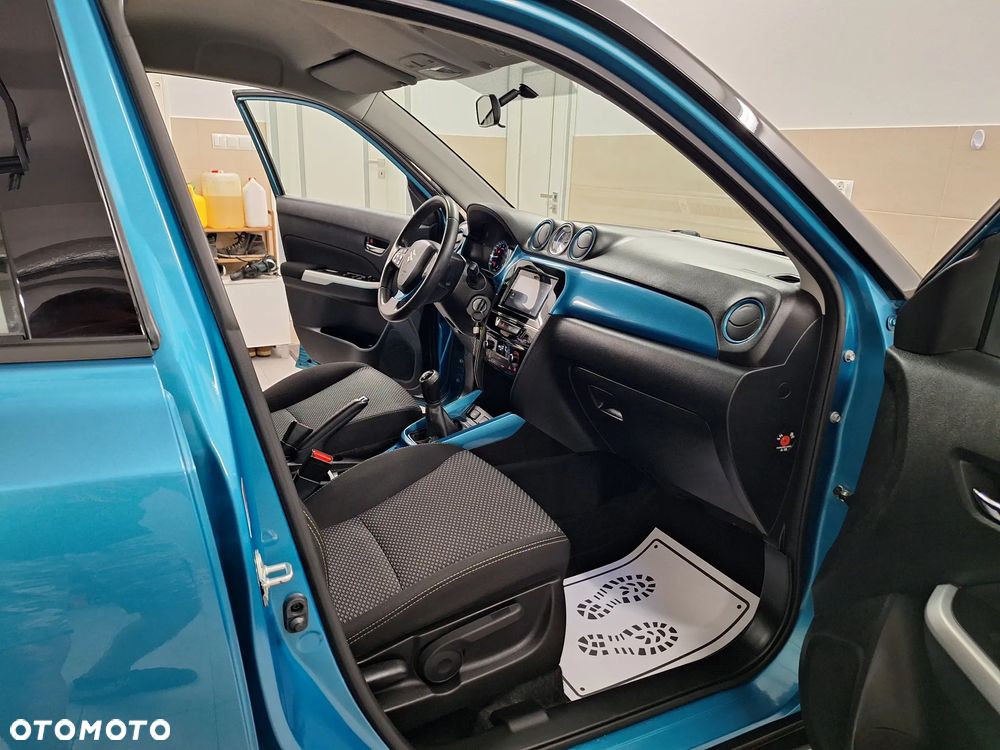 Suzuki Vitara 1.6 Premium 2WD - 28