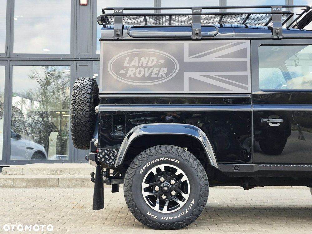 Land Rover Defender 2.2 TD4 E - 7
