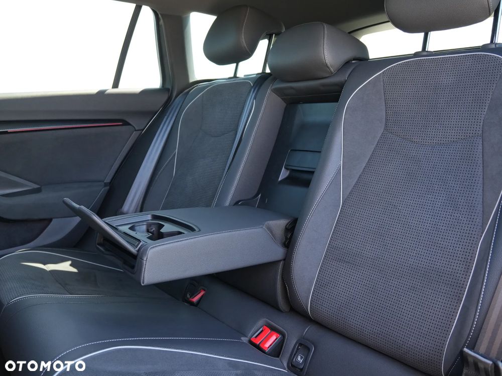 Skoda Superb 2.0 TSI Sportline DSG - 37
