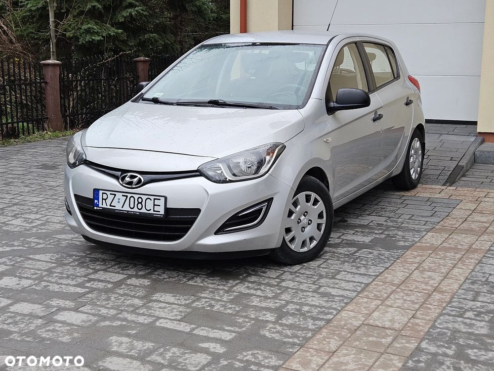 Hyundai i20 1.25 Comfort - 12