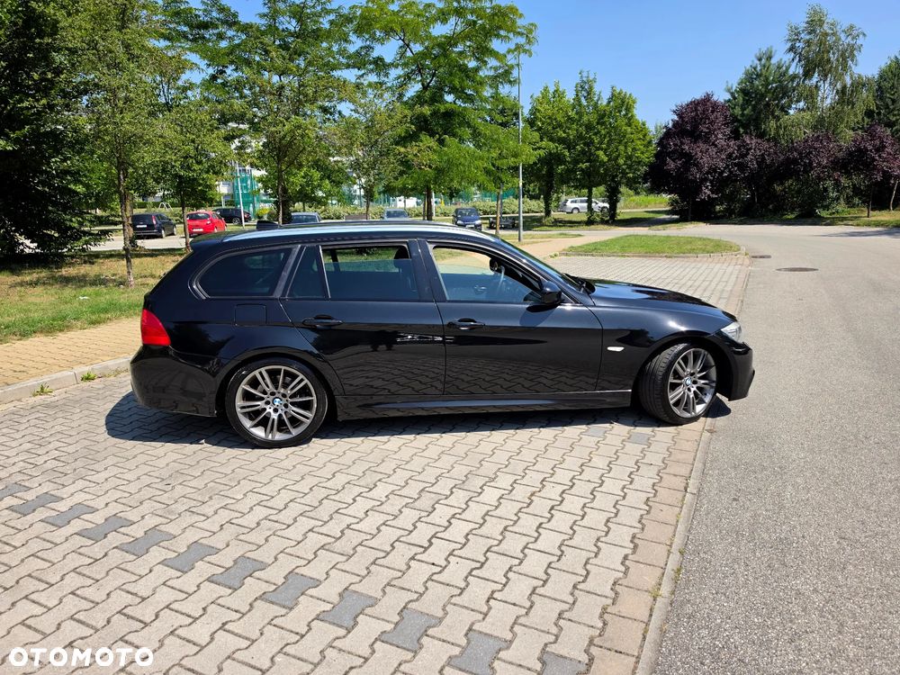 BMW Seria 3 318d DPF Edition Sport - 28