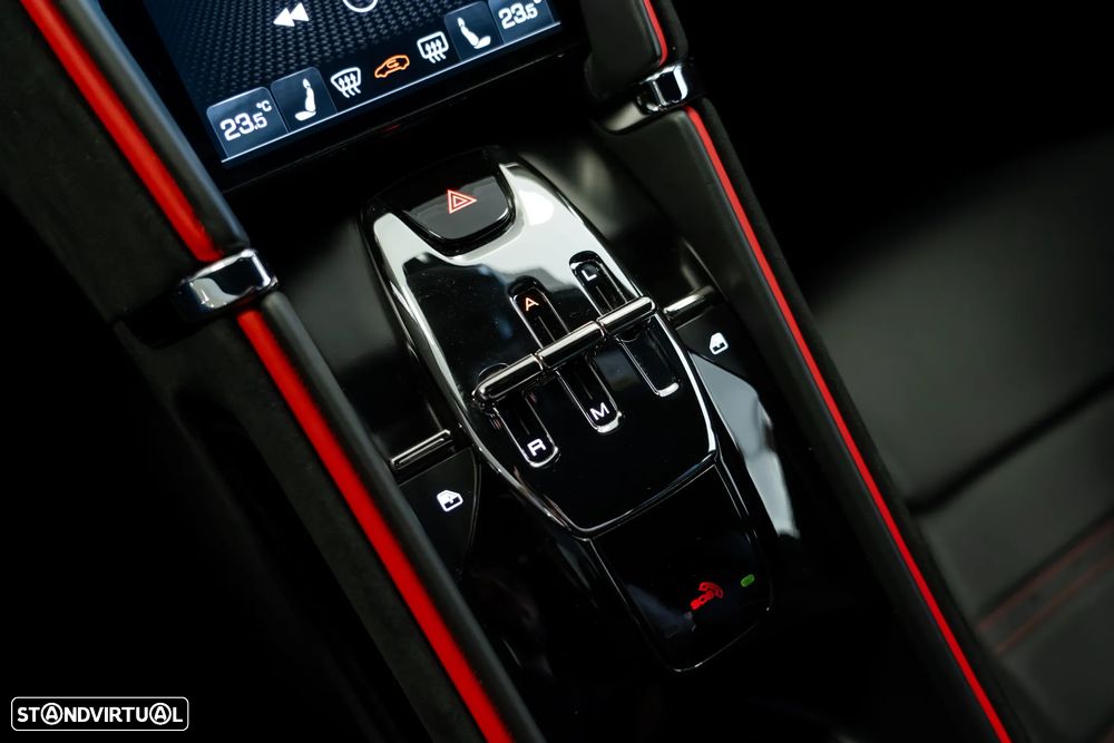 Ferrari Roma 3.9 Twin-Turbo V8 — fotografia 20