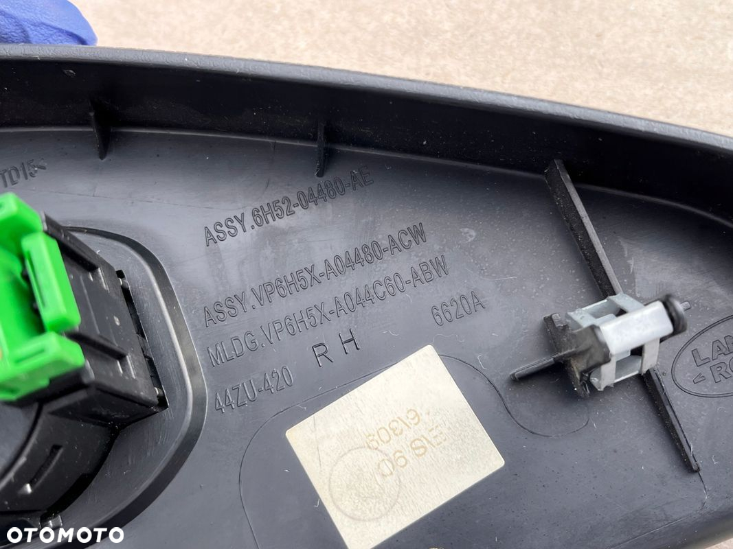 FREELANDER II ZAŚLEPKA KONSOLI PRAWA 6H5204480 - 2
